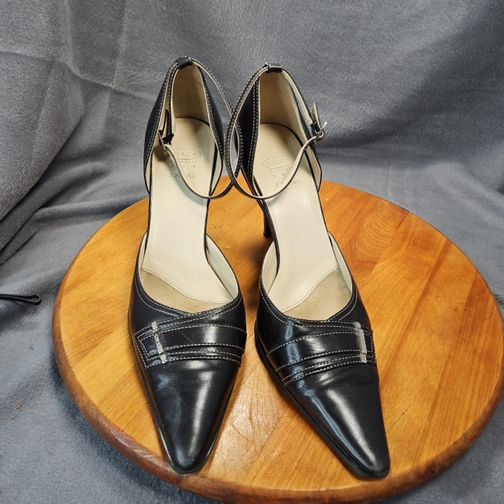 Joan & David  Circa Comfort 365 High Heeled Black Ankle Strapped Classic Shoes